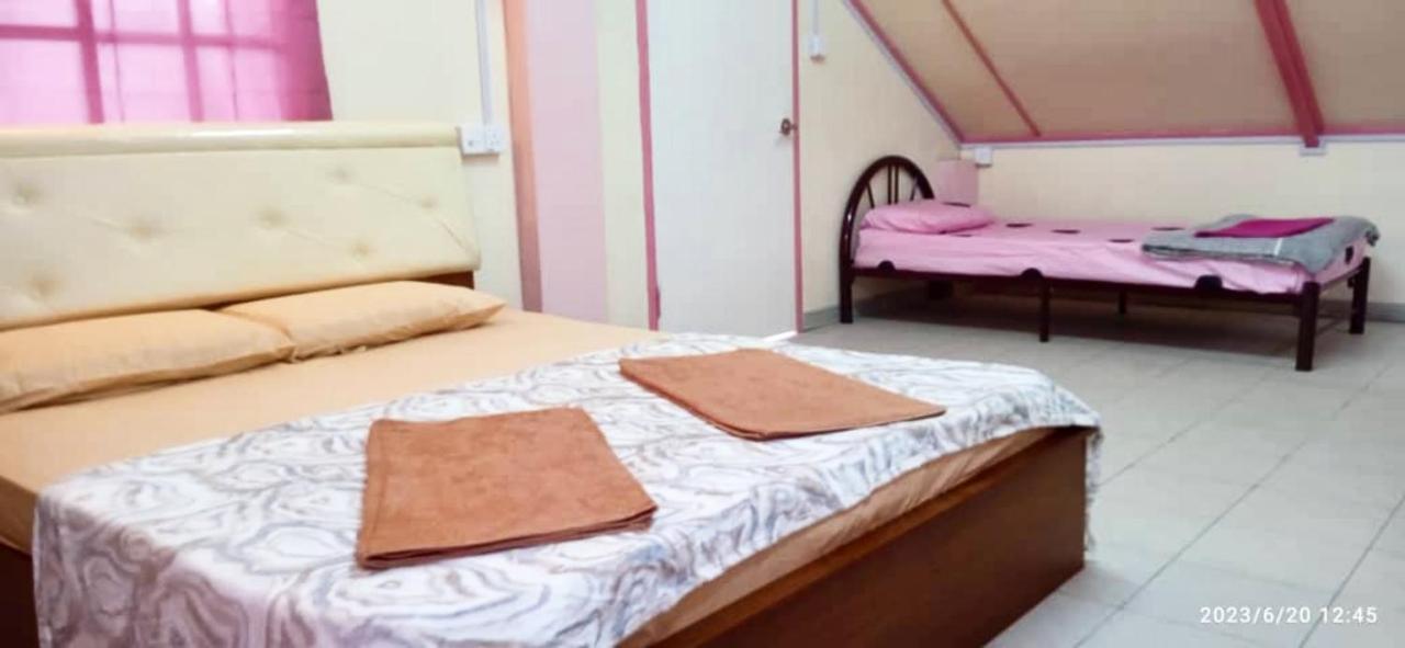 Dongorit Cabin Deluxe Room Kampong Kundassan Kamer foto